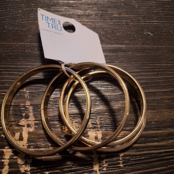 Time and true gold tone black set of four Bangles 8" - Picture 4 of 4